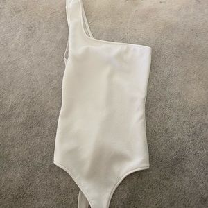 Show me your Mumu One shoulder bodysuit !! X-small